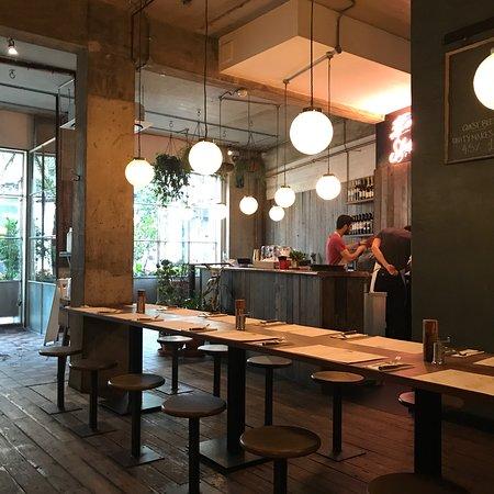 Flat Iron Curtain Road